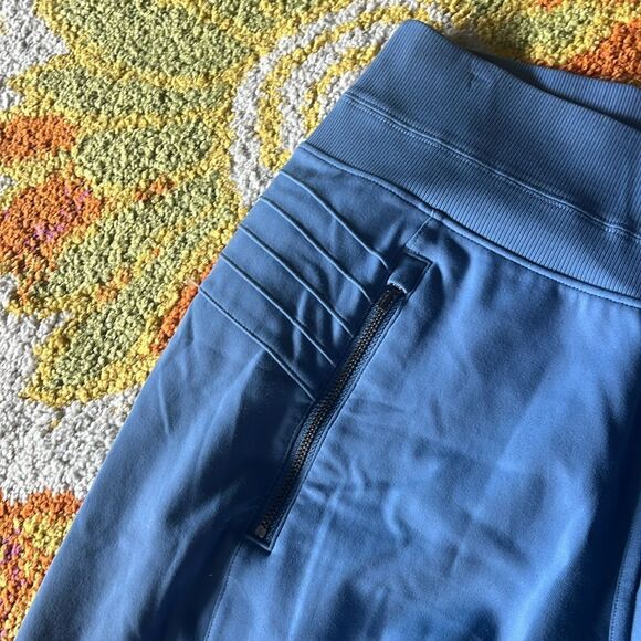 LIKE NEW VENICE MOTO JOGGERS SIZE MEDIUM - Picture 6 of 9